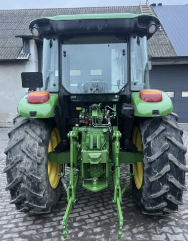 Traktor John Deere 5820 RV 2005 vorne TBZ super Zustand 9800MT